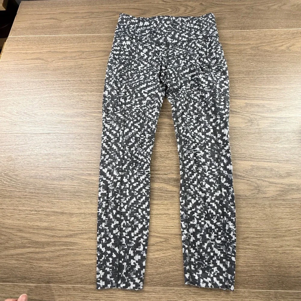 Lululemon Fast and Free Tight II 25
